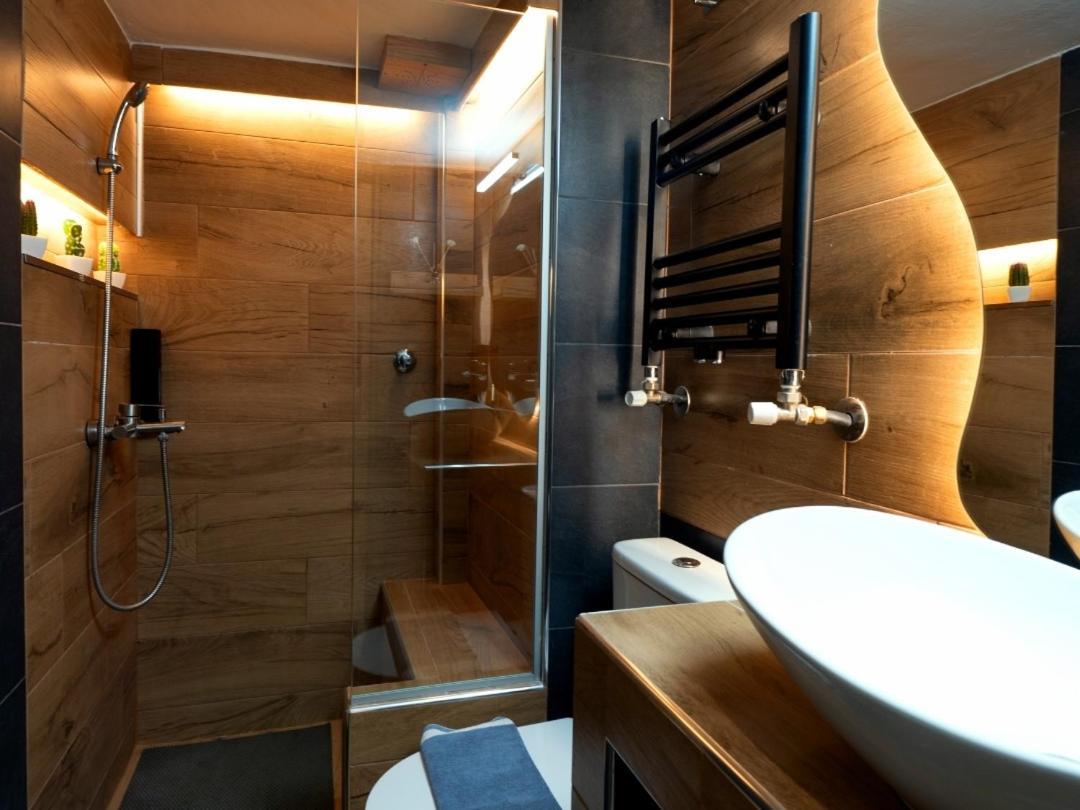 Sky View Suite Сере Экстерьер фото